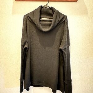 Free People Turtleneck Oversized Black Small